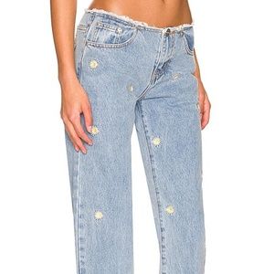 Angelina Daisy Distressed Jean